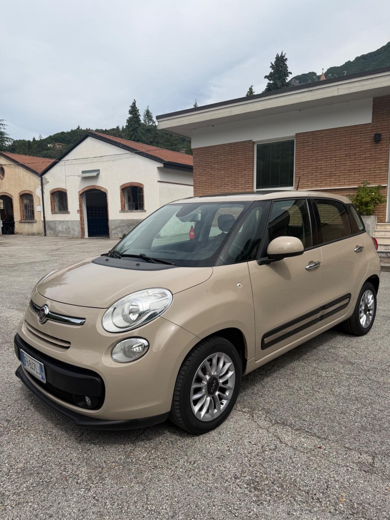 Fiat 500L 1.3 Multijet 95 CV Dualogic Lounge