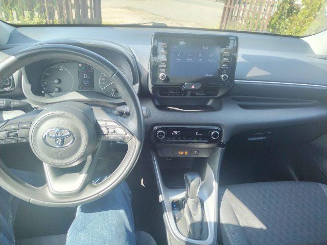 TOYOTA Yaris 1.5 Hybrid 5 porte Business