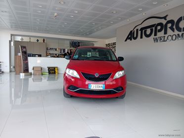 LANCIA Ypsilon 1.2 69 CV 5p. Platinum