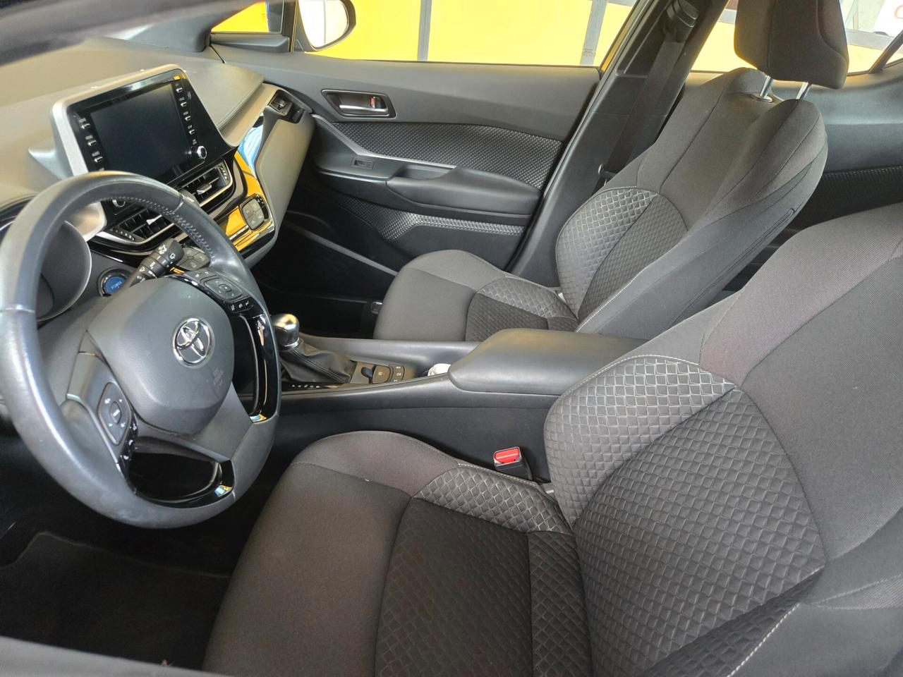 Toyota C-HR 1.8 Hybrid Business IVA ESPOSTA
