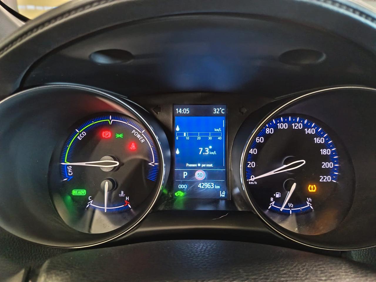 Toyota C-HR 1.8 Hybrid E-CVT Business
