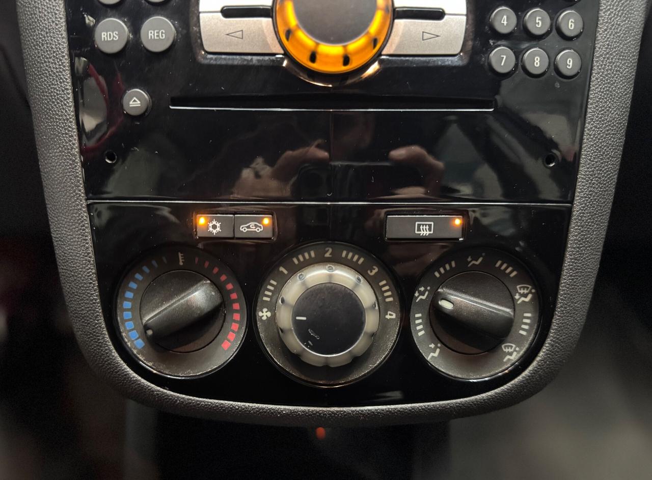 Opel Corsa 1.3 CDTI 5 porte ADATTA NEOPATENTATI