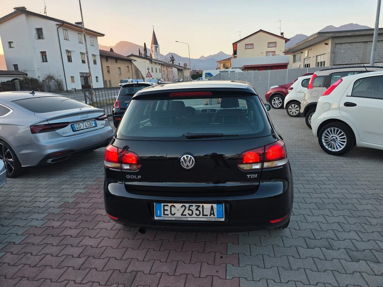 Volkswagen Golf 1.6 TDI Highline full perfetta e garantita 12 m