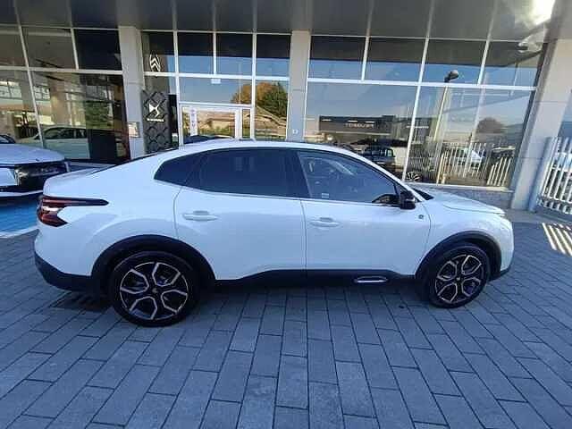 Citroen ë-C4 X BEV Elettrica 136cv SHINE+TETTO VETRO USATO GARANTITO