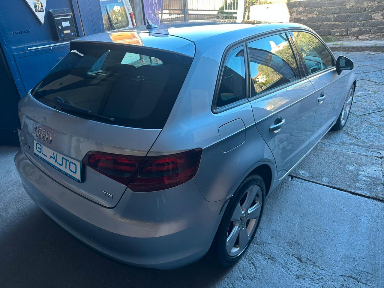 Audi A3 SPB 2.0 TDI 150 CV clean diesel Ambition