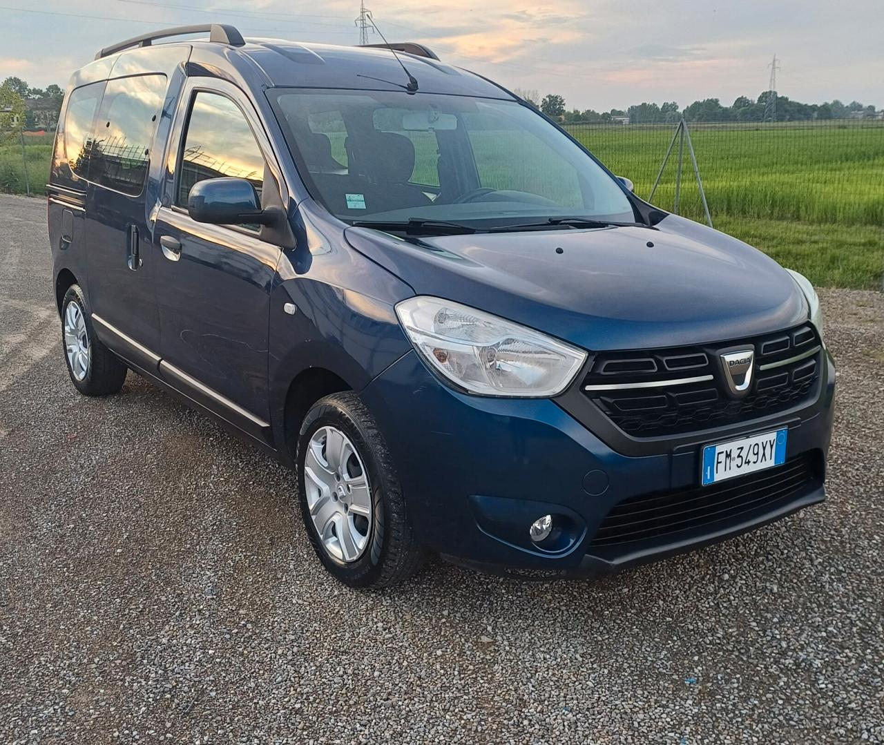 Dacia Dokker 1.6 8V 100CV Start&Stop GPL Lauréate
