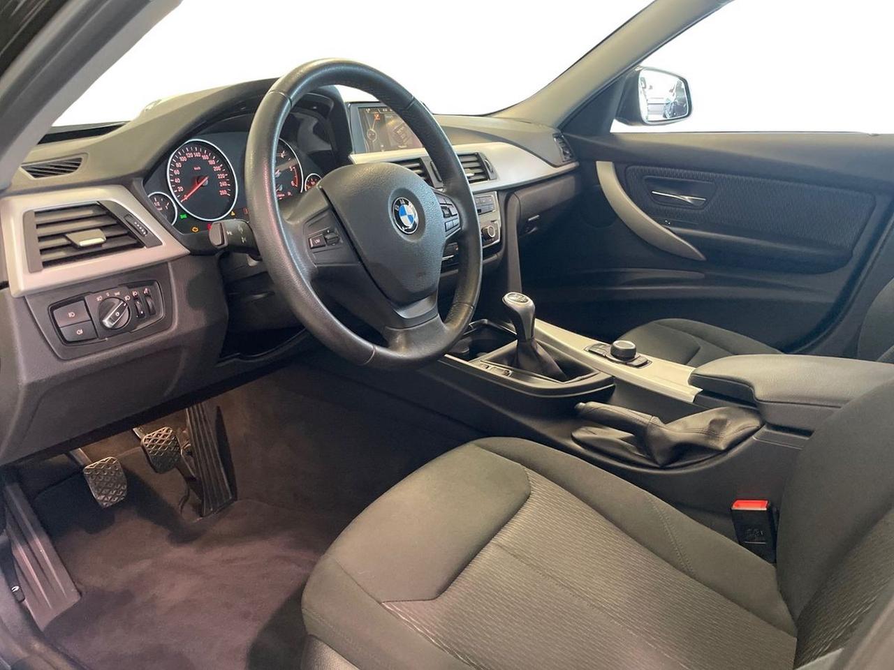 BMW Serie 3 F30 2015 Berlina - 325d 224cv