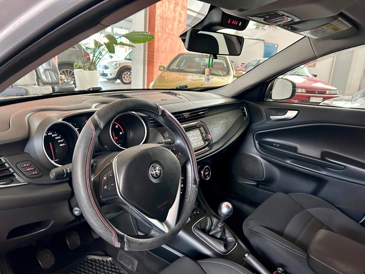 Alfa Romeo Giulietta 1.6 JTDm 120 CV Super OK NEOPATENTATI