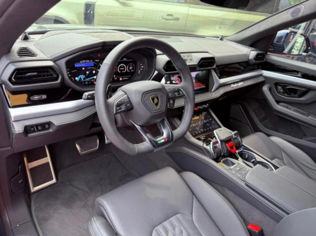 LAMBORGHINI Urus 4.0 SE PLUG-IN 800 CV