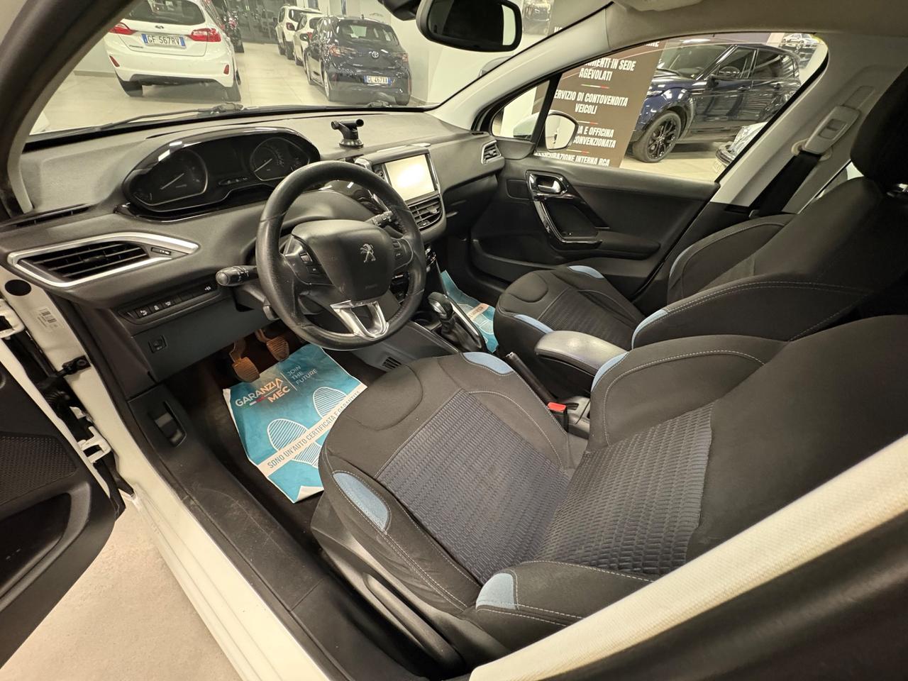 Peugeot 208 1.6 hdi 92 CV 2013 neopatentati