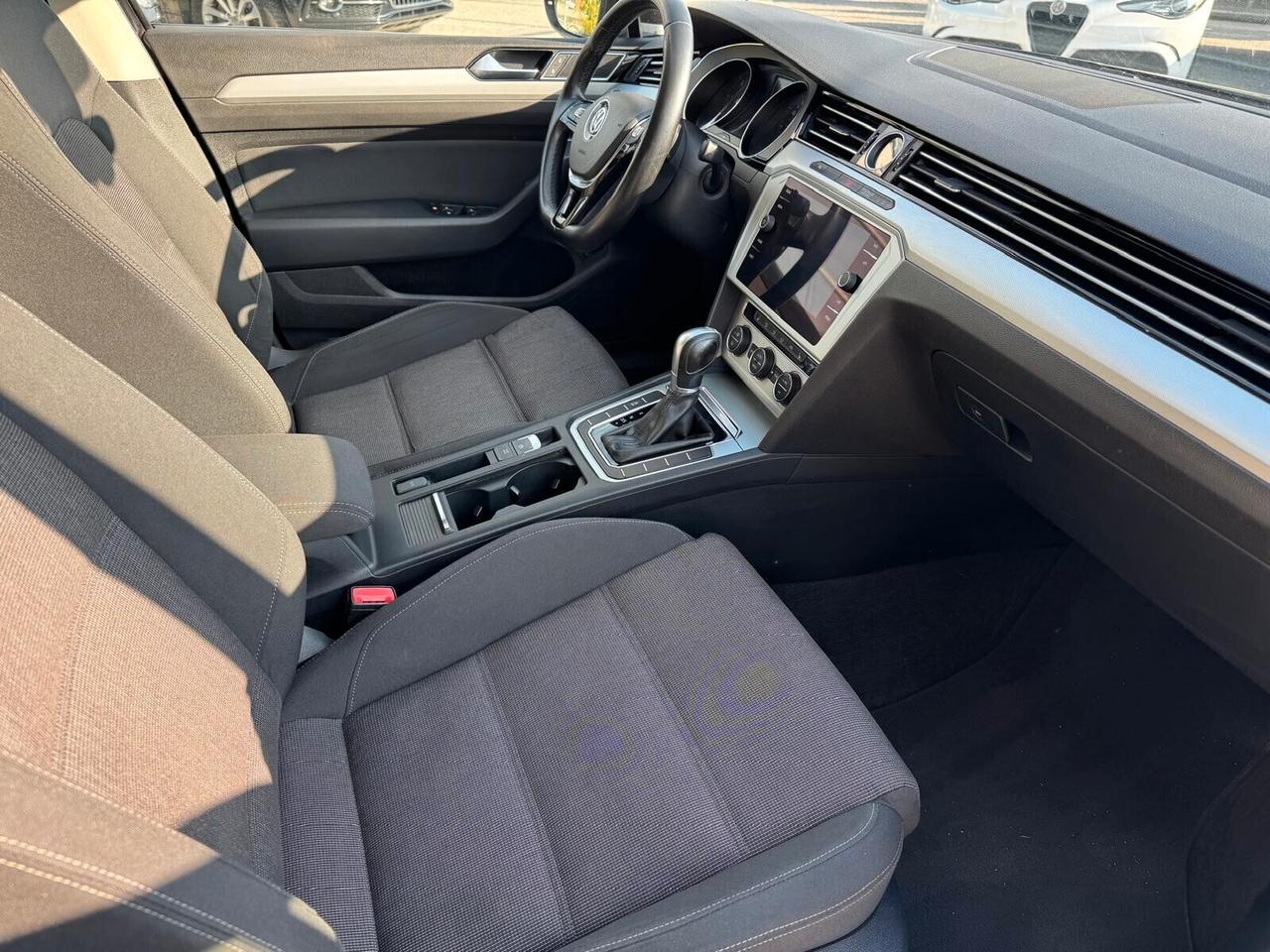 Volkswagen Passat Variant 2.0 TDI DSG Business BlueMotion Tech