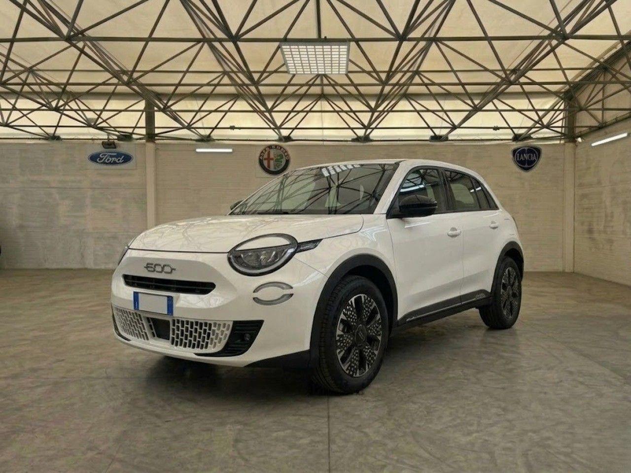 FIAT 600 IV 2023 - 600 1.2 Business 100cv