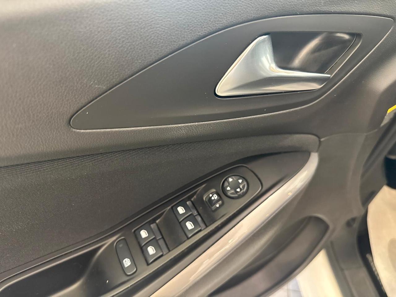 Opel Grandland X 1.5 diesel Ecotec solo 135000km