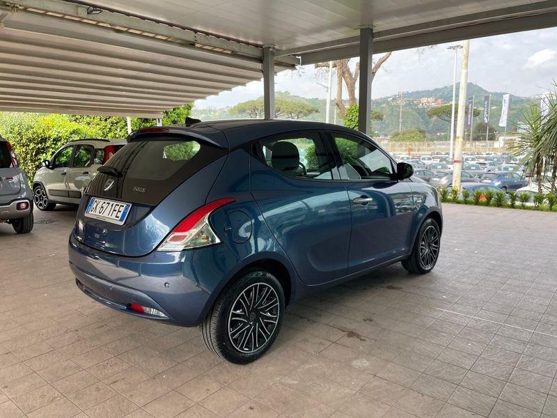 Lancia Ypsilon 1.0 FireFly 70cv S&S Hybrid GOLD