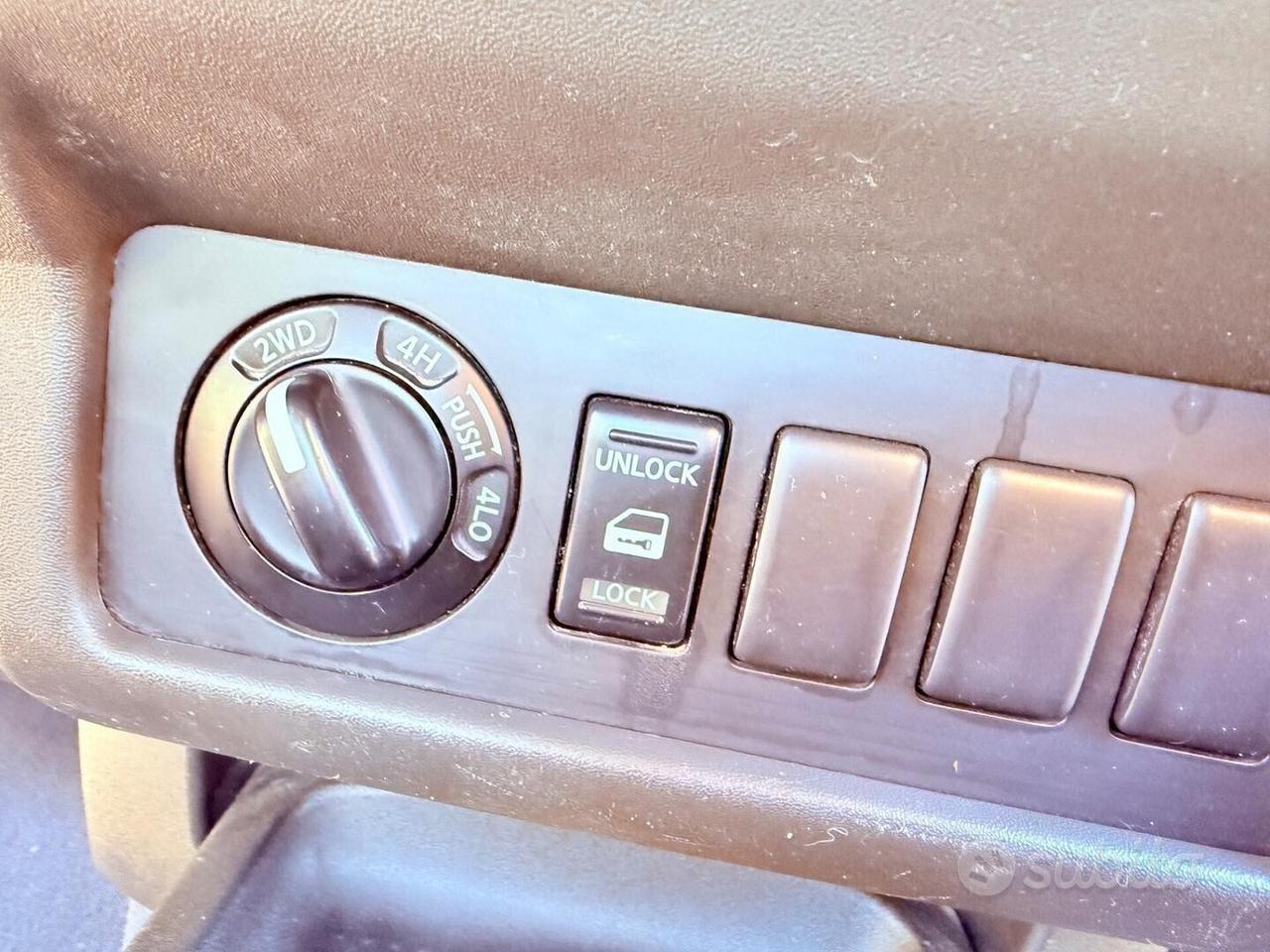 Nissan Navara 2.5 PICK-UP- SUPER PREZZO OK PERMUTE