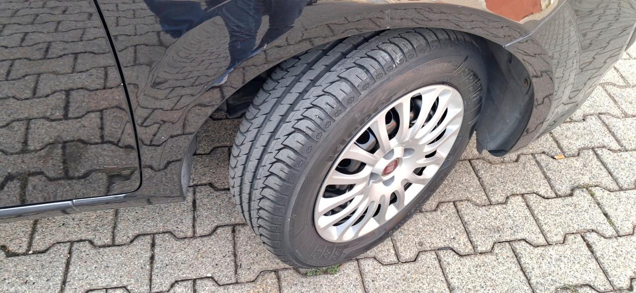 Fiat Punto EVO 1.2 Street NeopatentatiOK