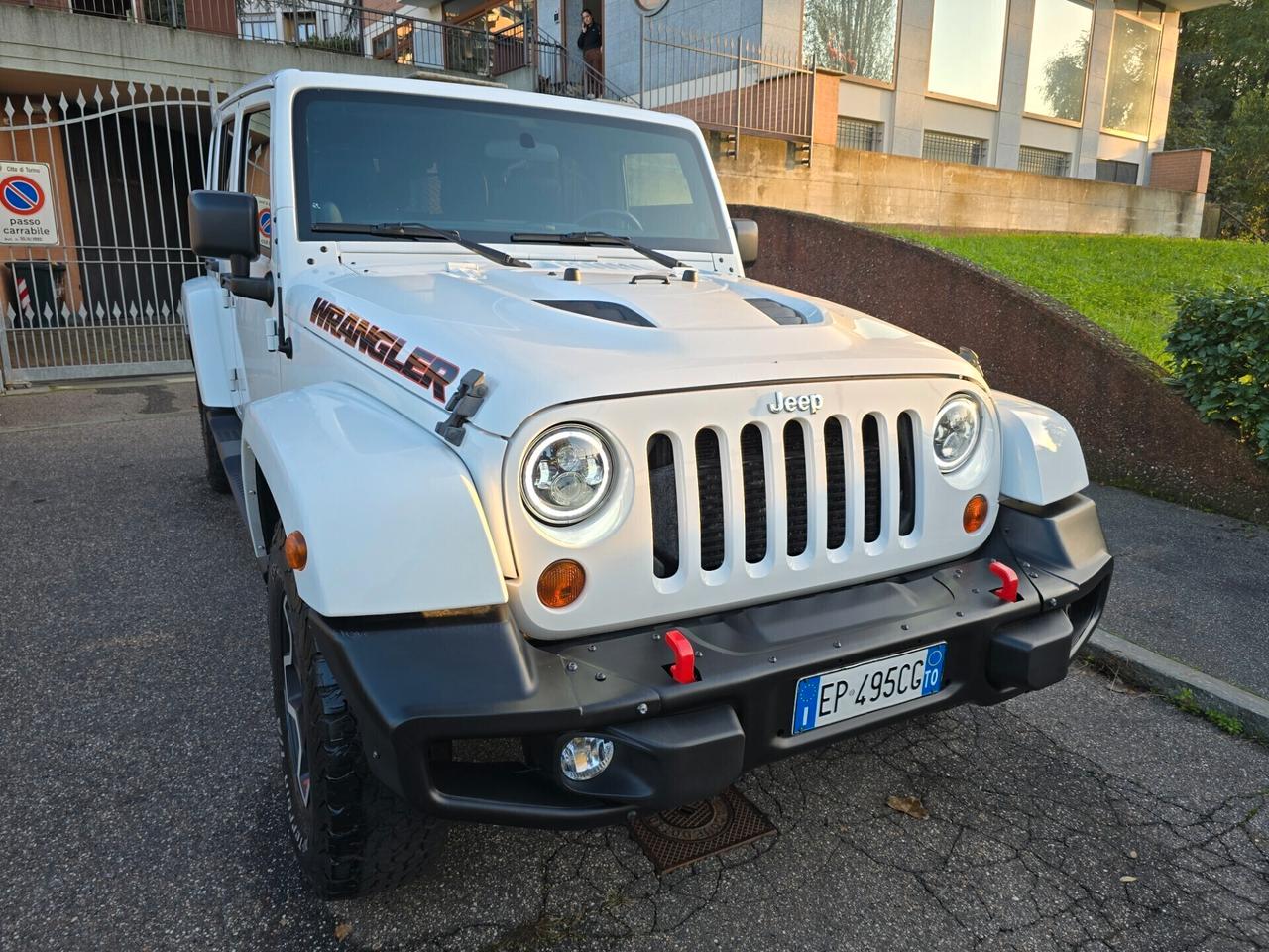 JEEP Wrangler Unlimited 2.8 crd Sahara Automatica