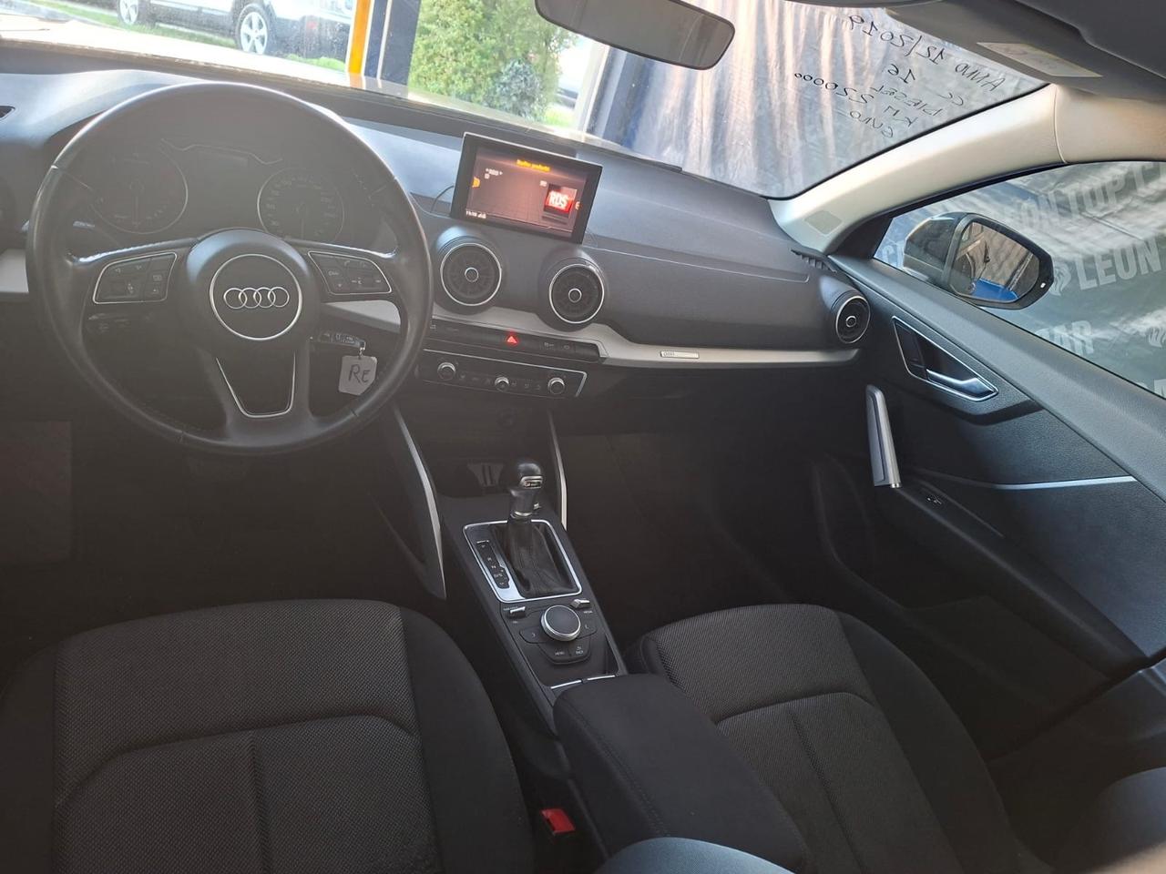 Audi Q2 30 TDI S tronic Business 1.6 cambio automatico