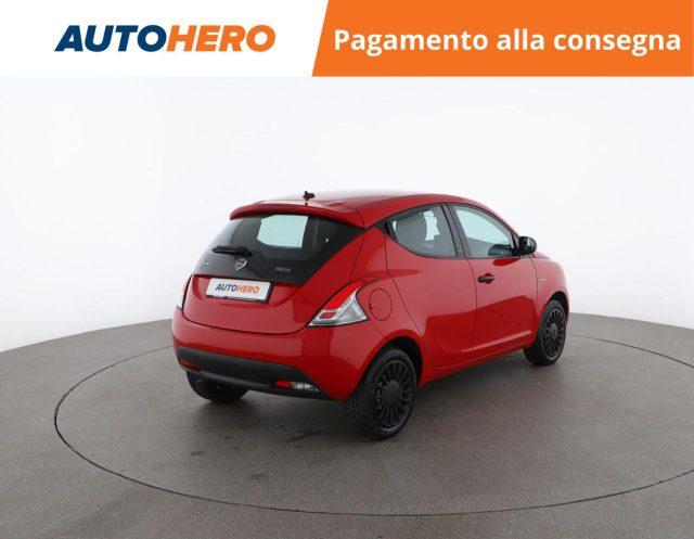 LANCIA Ypsilon 1.0 FireFly 5 porte S&S Hybrid Ecochic Silver