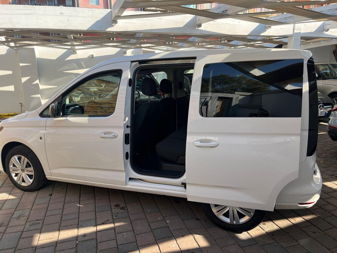Volkswagen Caddy 2.0 TDI 122 CV 4Motion Life Maxi