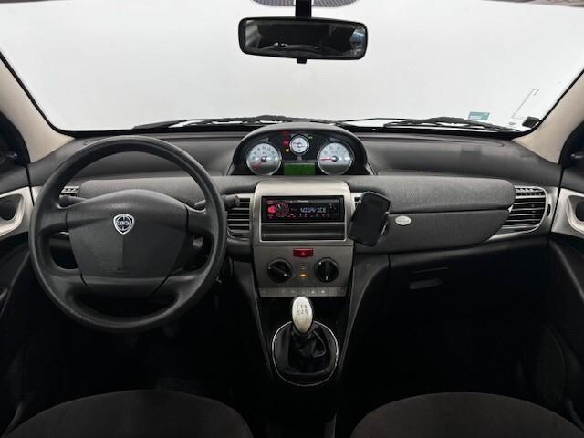 Lancia Ypsilon 1.2 Oro Plus