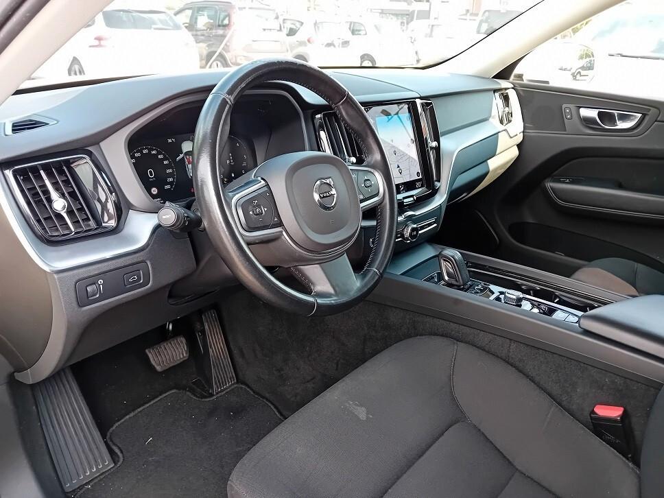 Volvo XC60 B4 (d) AWD Geartronic Momentum Pro