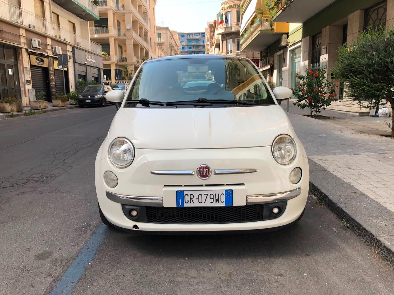 FIAT 500 1.3 MULTIJET lounge – UNICO PROPRIETARIO – NEOPATENTATI – GARANZIA