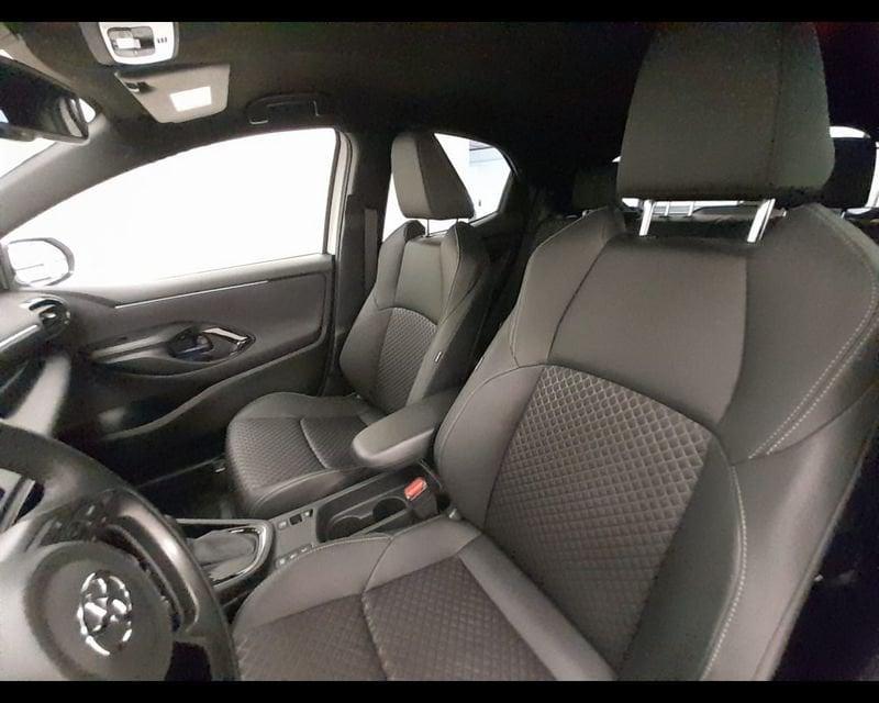 Toyota Yaris IV 1.5h Style