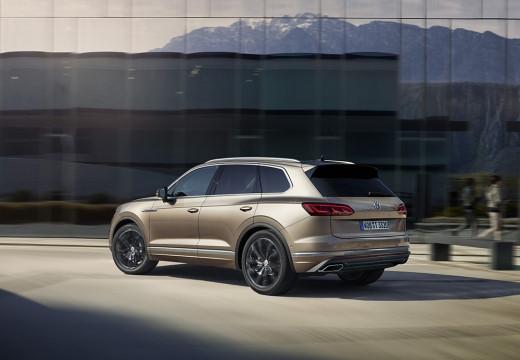 VOLKSWAGEN Touareg III 2018 - Touareg 3.0 V6 tdi Advanced 231cv tiptron