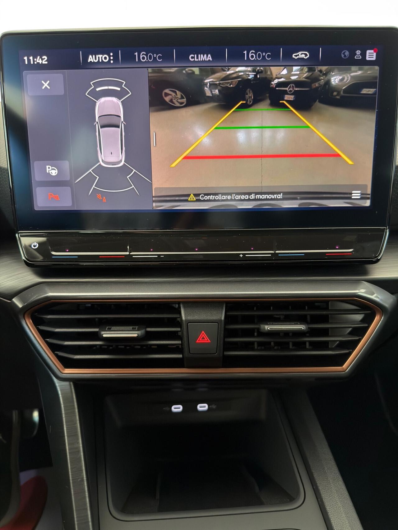 Cupra Leon 1.5 Hybrid 150 CV DSG