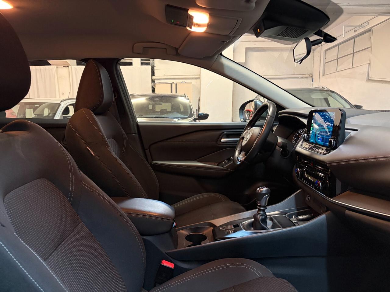 Nissan Qashqai MHEV 140 CV Business