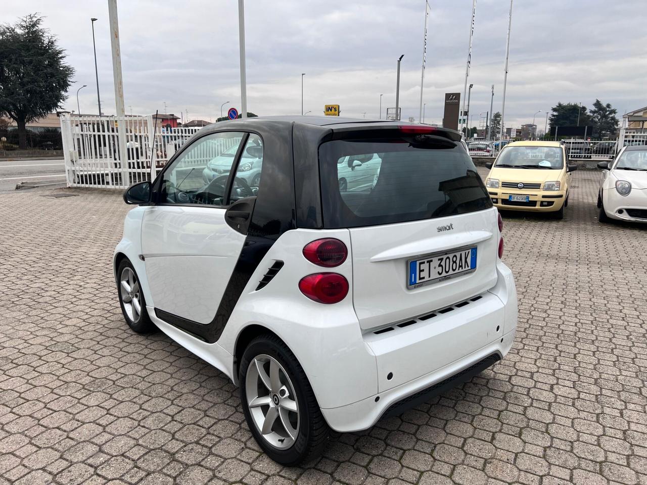 Smart ForTwo 800 40 kW coupé passion cdi