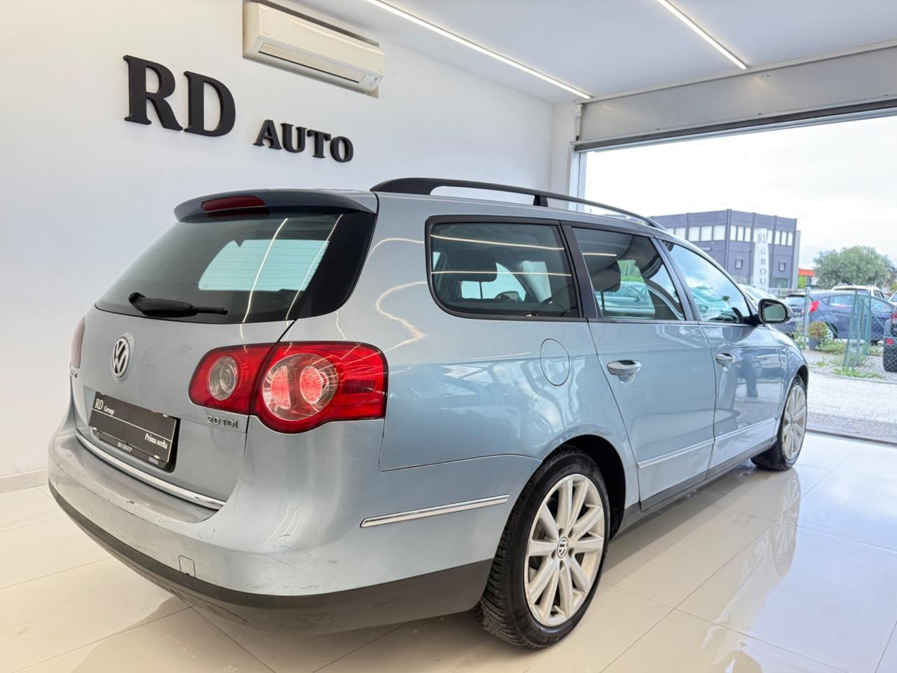 Volkswagen Passat 2.0 16V TDI Sportline 140cv