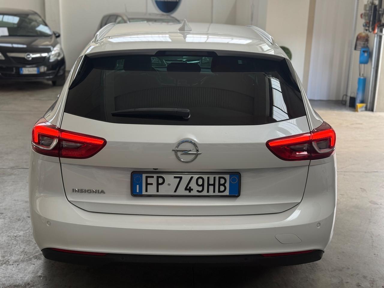 Opel Insignia 1.6 CDTI 136 CV aut.Sports Tourer Innov.