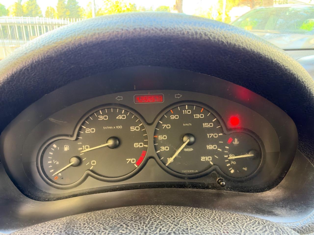 Peugeot 206 1.1 5p. XT GPL