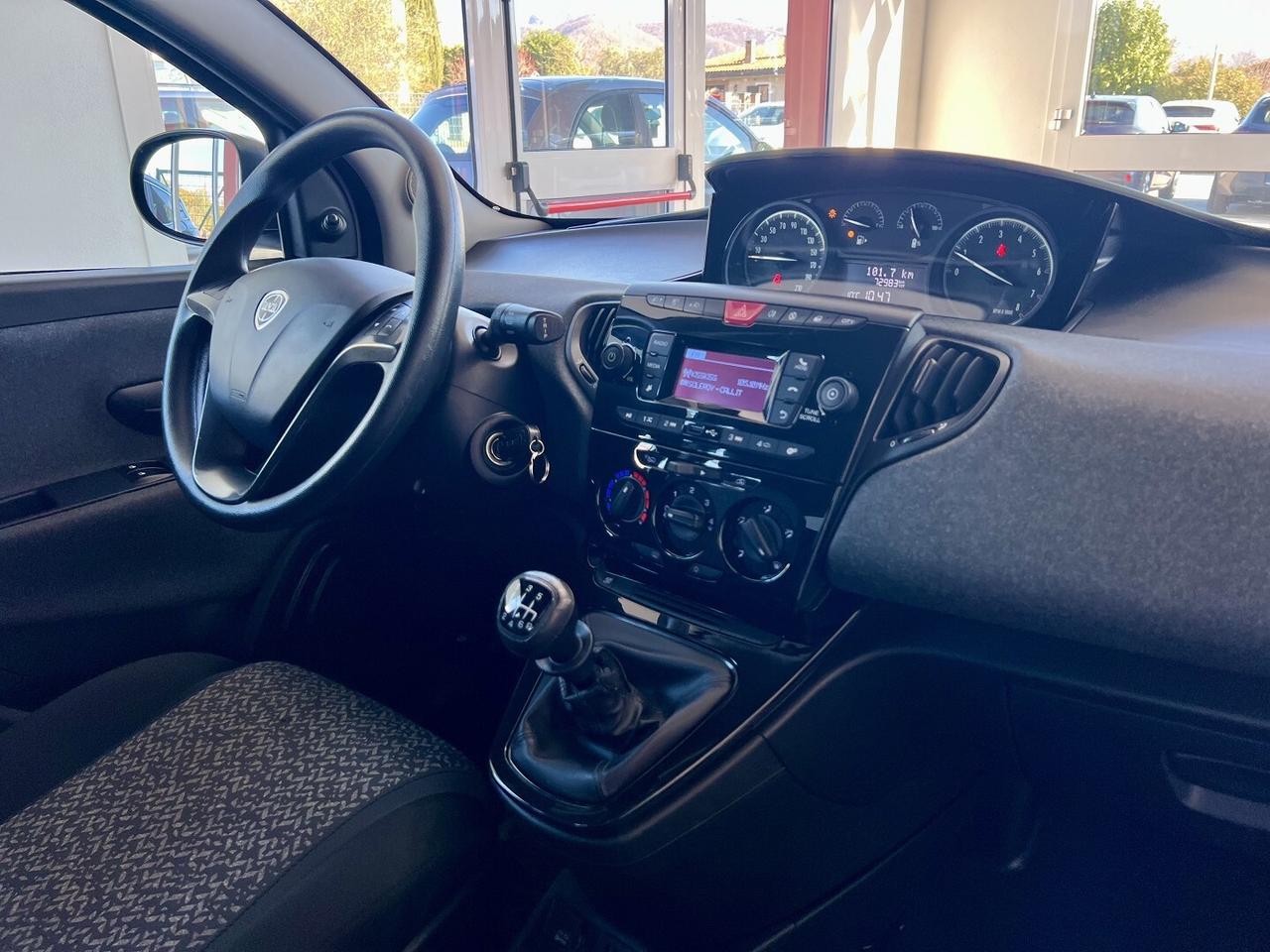 LANCIA YPSILON 1.0 FIREFLY HYBRID SILVER - 2021