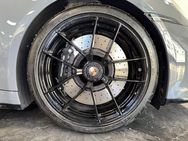 PORSCHE 911 Carrera GTS Cabriolet / POSS. SUB. LEASING