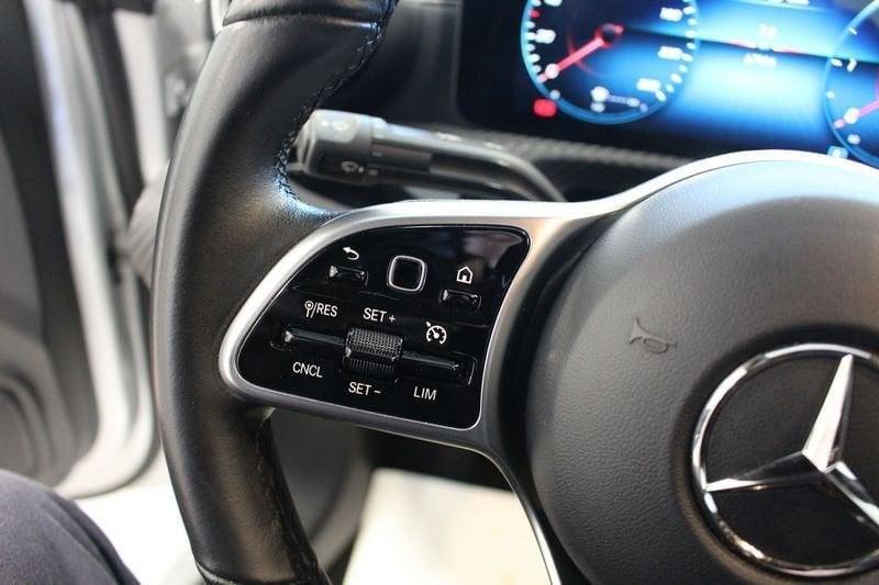 Mercedes-Benz CLA 180 d Business Solution