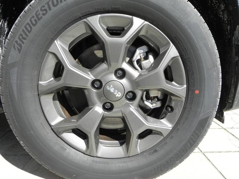 Jeep Avenger 1.2 Turbo 110 CV MHEV Longitude