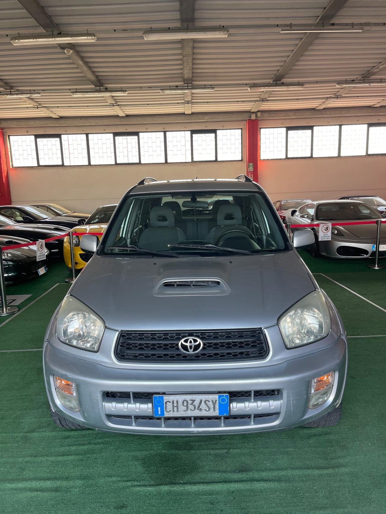 Toyota RAV4 2.0 Tdi D-4D Gancio PERMUTE RATE