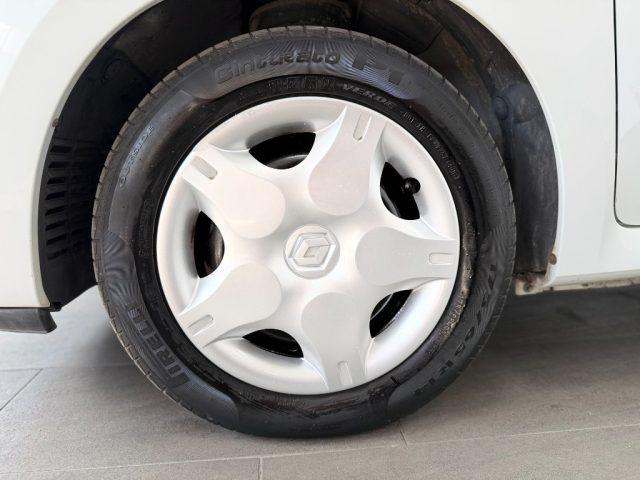 RENAULT Twingo 1.2 16V LEV Dynamique