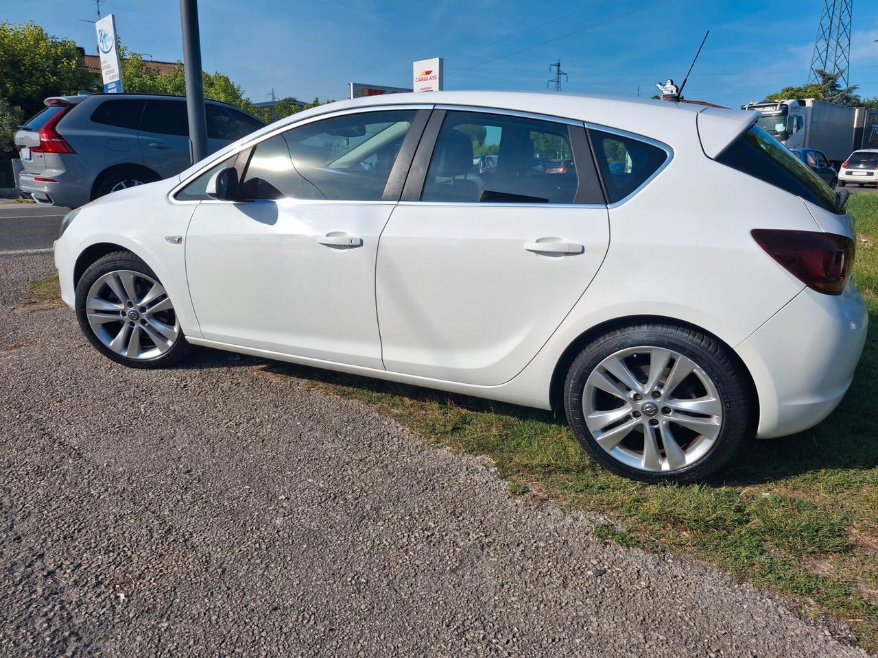 Opel Astra 1.7 CDTI 110CV 5 porte Cosmo, BERLINA