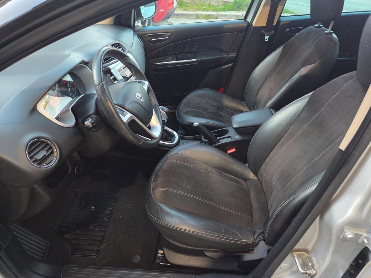 LANCIA DELTA 1.6 120 CV TETTO APRIBILE CERCHI 18 KMCERT