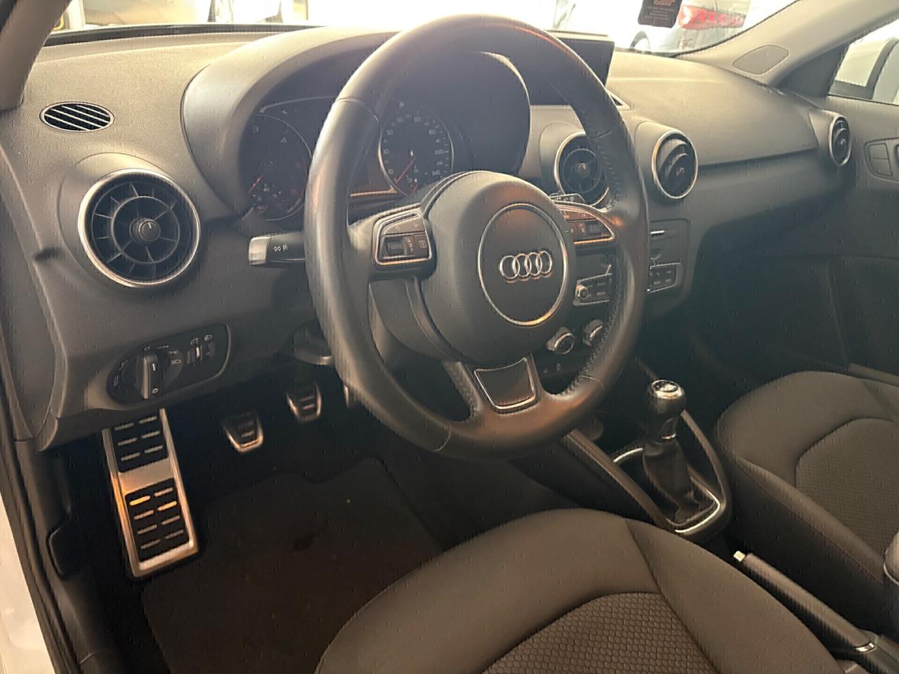 Audi A1 SPORTBACK 1.4 TDI Metal plus