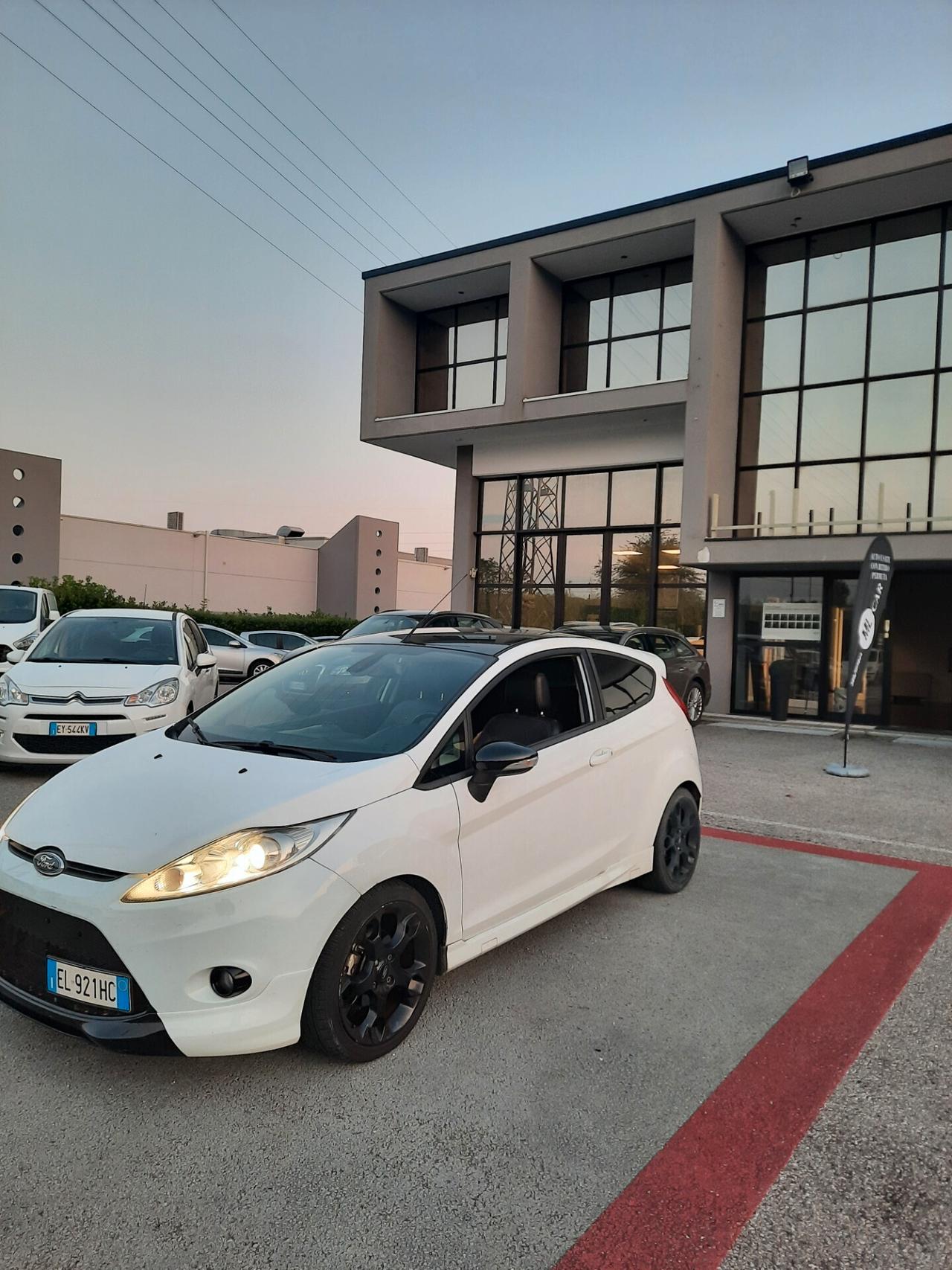 Ford Fiesta 1.6 134CV 3 porte Individual
