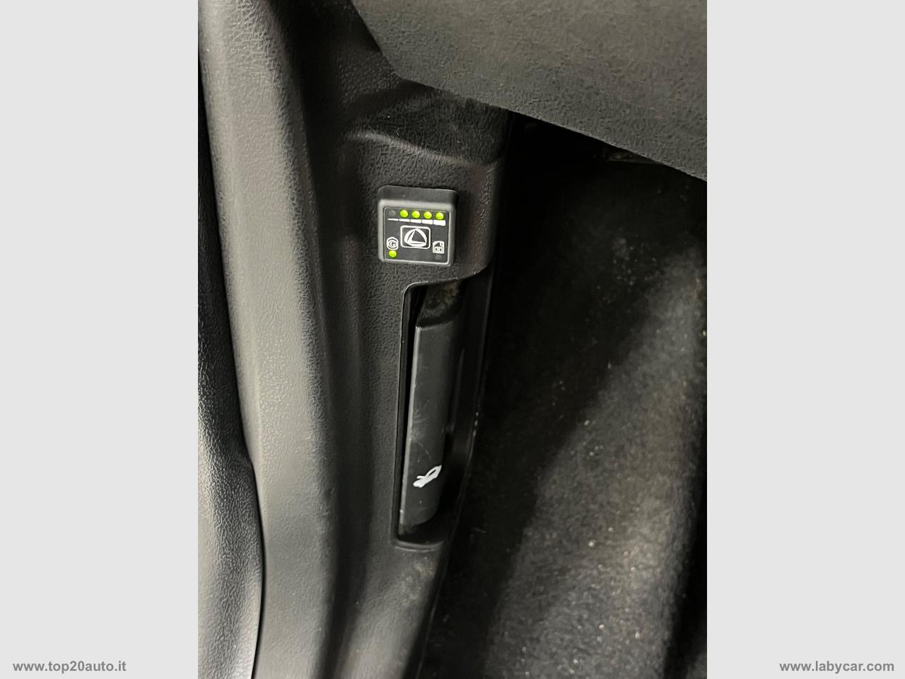 LANCIA Ypsilon 1.2 69 CV 5p. Silver