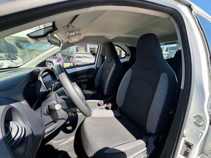Toyota Aygo X 1.0B (72 CV) Active