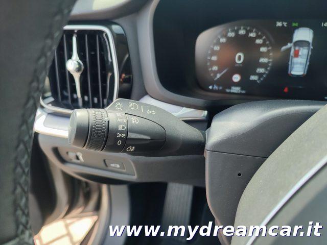 VOLVO V60 B4 (d) Geartronic Momentum Business