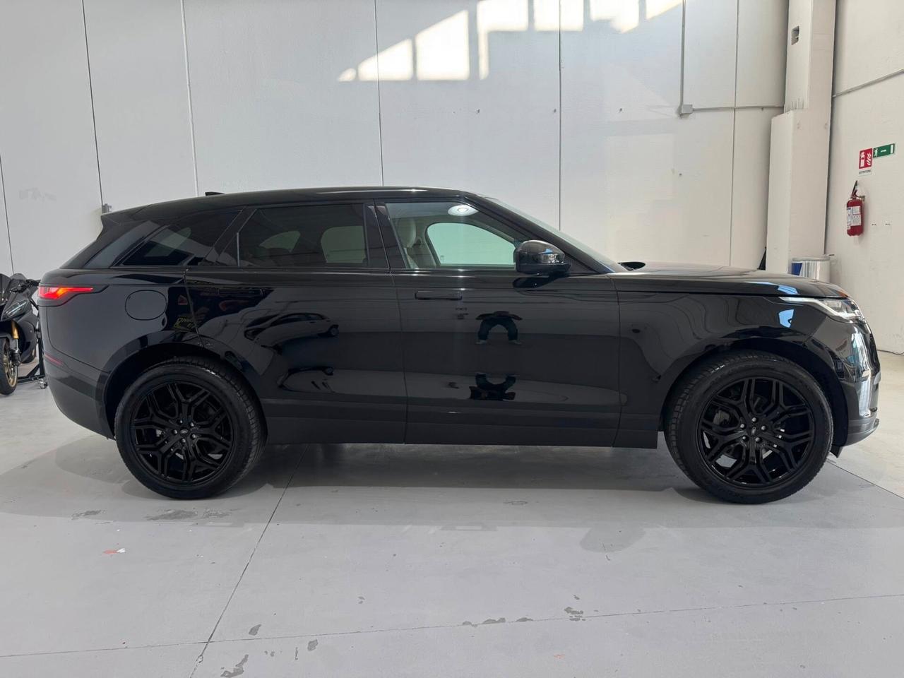 Land Rover Range Rover Velar Range Rover Velar 2.0 TD4 180 CV R-Dynamic HSE