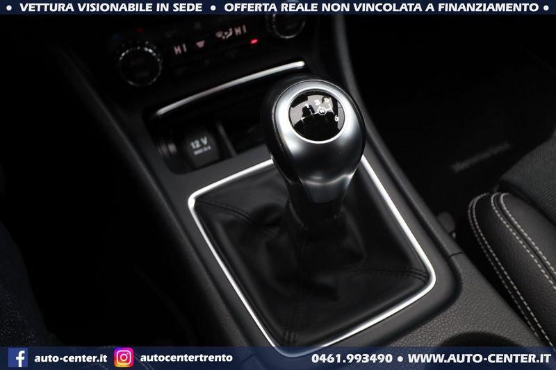 Mercedes-Benz Classe A A 180 Premium AMG Edition 1.6 122CV